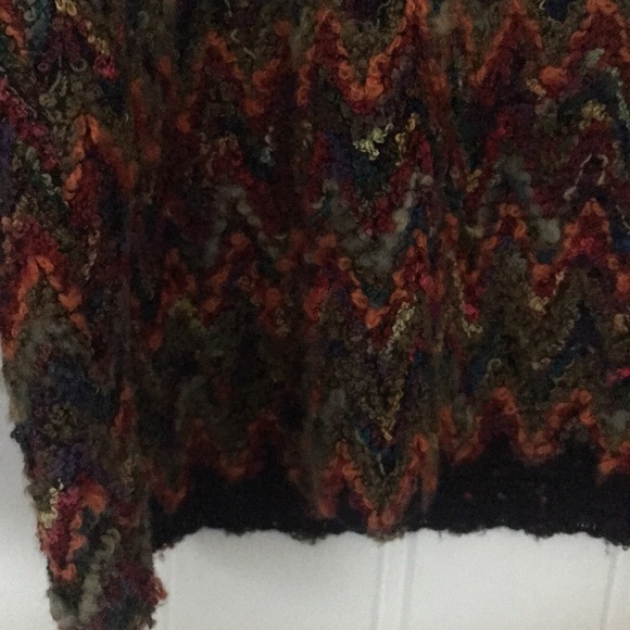 Sweater - Picture 3 of 4